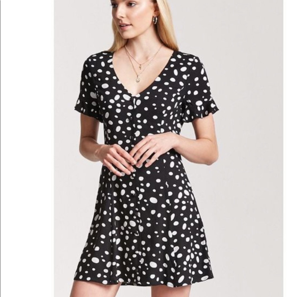 Polka dot dress button down